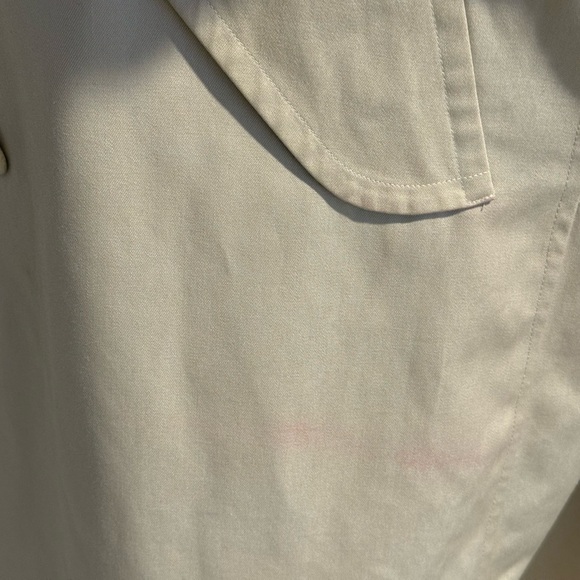 Burberry Tan Trench Coat with Plaid Lining - Picture 10 of 10